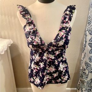 Crown & Ivy Swimsuit Top Size Medium Tankini